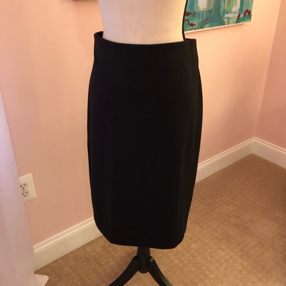 Black skirt